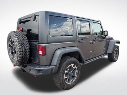 Used 2017 Jeep Wrangler Unlimited Rubicon AWD/4WD image 3