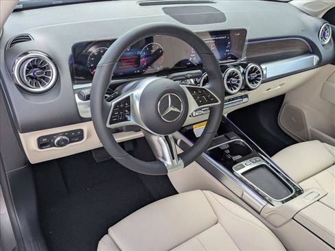 Certified 2026 Mercedes-Benz GLB 250 4MATIC image 3