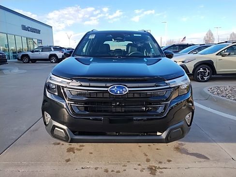 Used 2026 Subaru Forester Touring AWD/4WD image 3