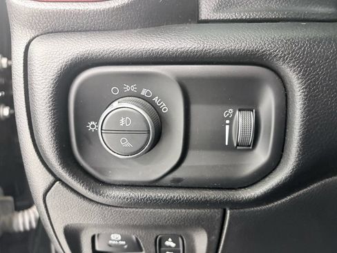 Used 2021 RAM 1500 Rebel w/ Level 2 Equipment Group AWD/4WD image 26