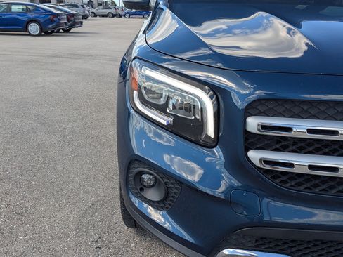 Used 2020 Mercedes-Benz GLB 250 4MATIC image 12