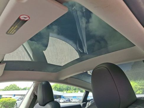Used 2023 Tesla Model 3 Standard Range RWD image 16