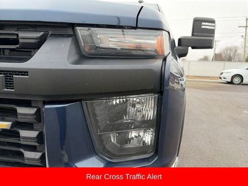 Used 2022 Chevrolet Silverado 2500 W/T w/ WT Safety Package image 17