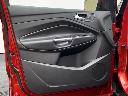 Used 2019 Ford Escape SE FWD image 20