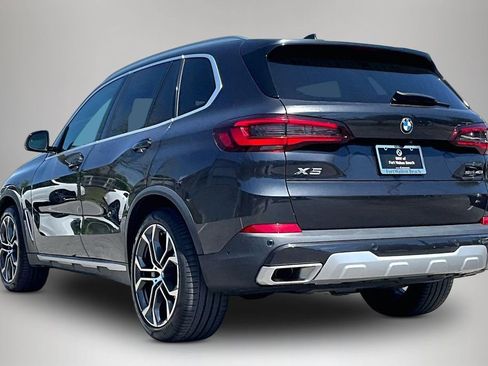 Used 2023 BMW X5 sDrive40i w/ Premium Package RWD image 4