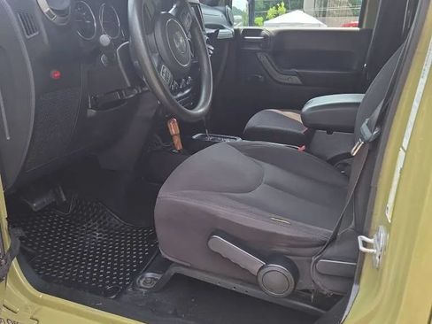 Used 2013 Jeep Wrangler Unlimited Sport w/ Trailer Tow Group AWD/4WD image 9