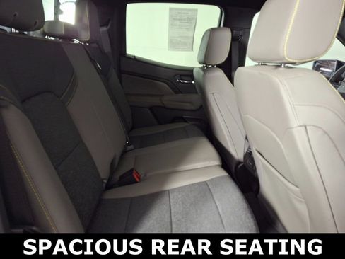 Used 2024 Chevrolet Colorado ZR2 w/ Technology Package image 28