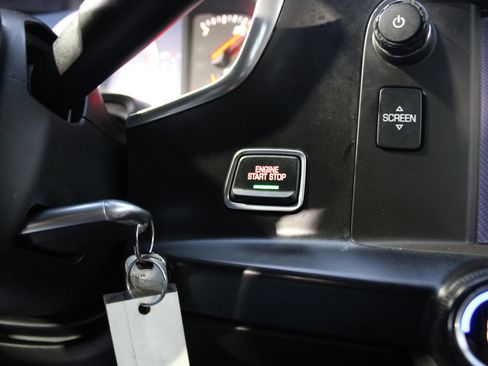 Used 2015 Chevrolet Corvette Stingray Coupe image 20