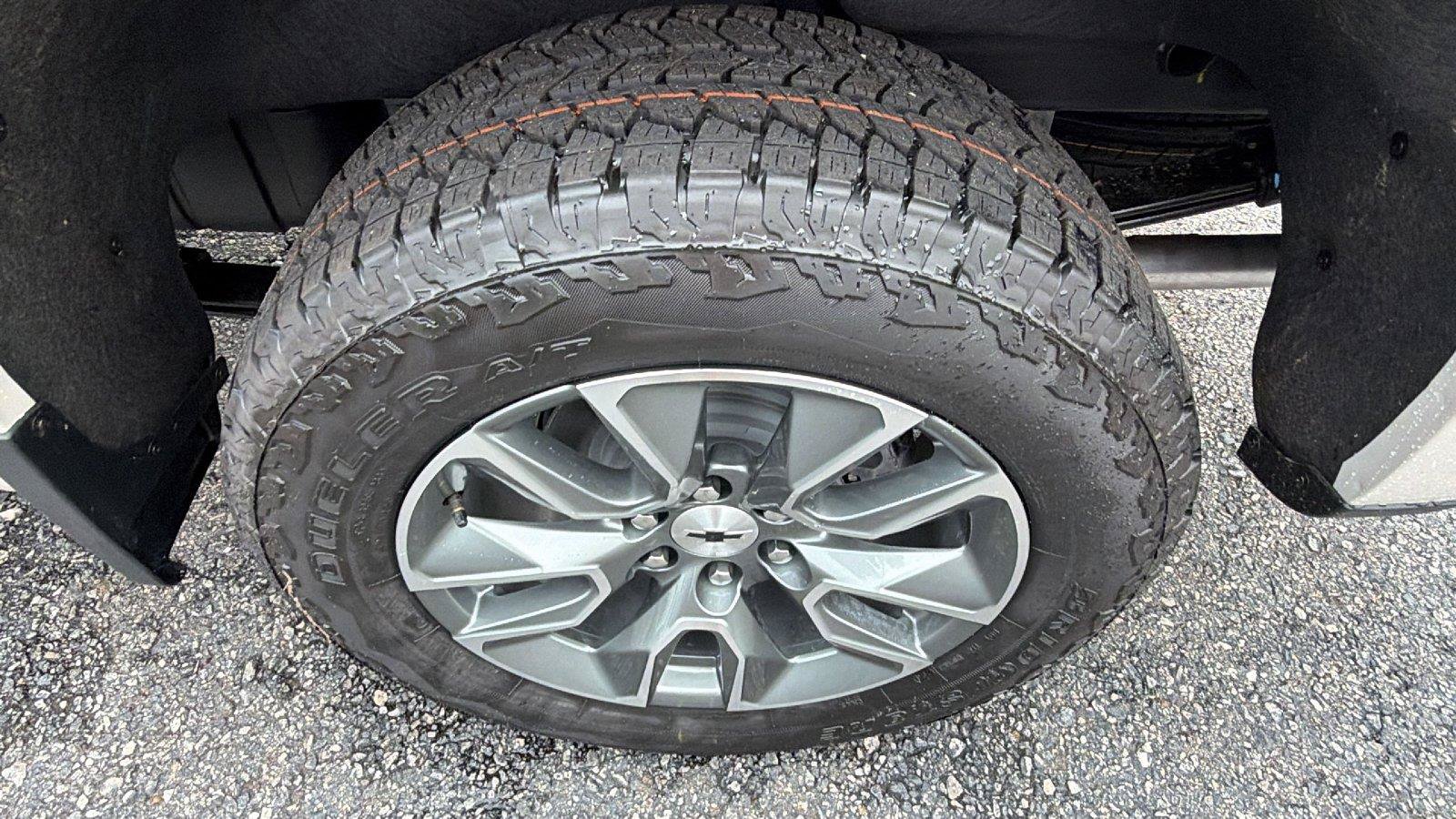 New 2026 Chevrolet Silverado 1500 RST AWD/4WD image 12