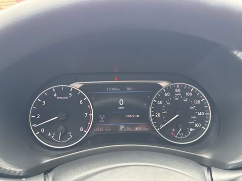 Used 2025 Nissan Sentra SV FWD image 25