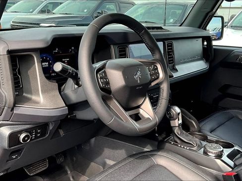 New 2026 Ford Bronco Badlands AWD/4WD image 6