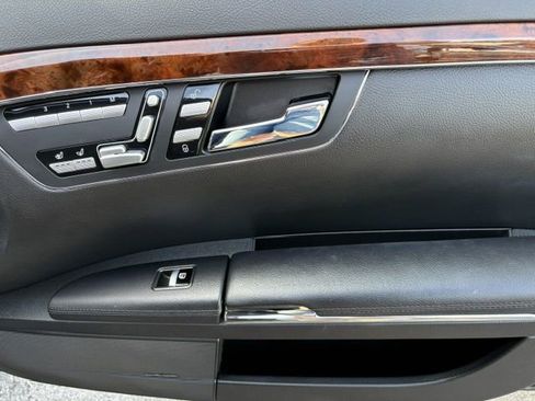 Used 2013 Mercedes-Benz S 550 4MATIC image 20