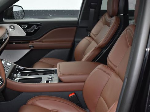 New 2026 Lincoln Aviator Reserve image 10
