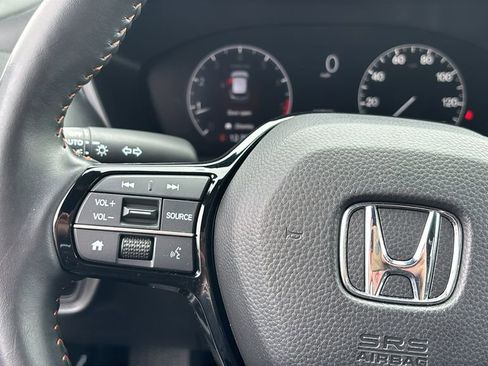Used 2023 Honda HR-V Sport image 17