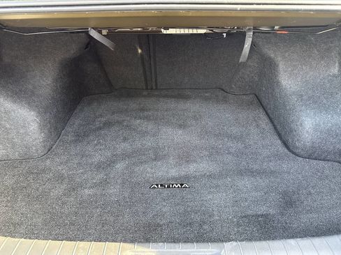 Used 2014 Nissan Altima 3.5 SL w/ Technology Package image 6