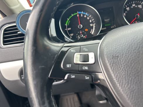 Used 2015 Volkswagen Jetta SEL Premium image 4