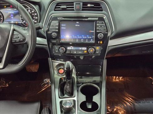 Used 2017 Nissan Maxima 3.5 SV w/ Dynamic Package FWD image 15