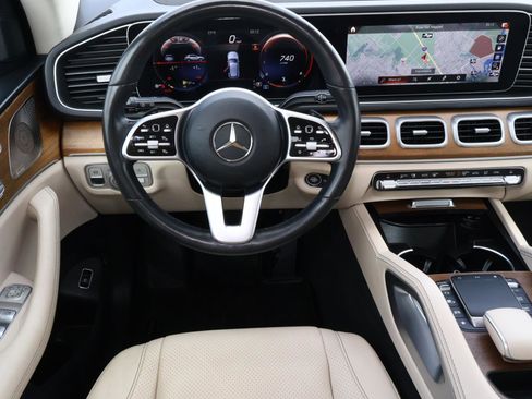 Used 2022 Mercedes-Benz GLE 350 w/ Premium Package image 10