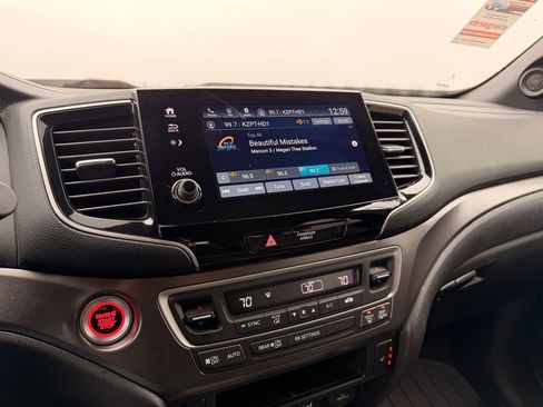 Used 2025 Honda Passport EX-L image 18