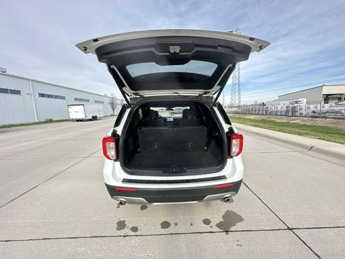 Used 2020 Ford Explorer Limited AWD/4WD image 27