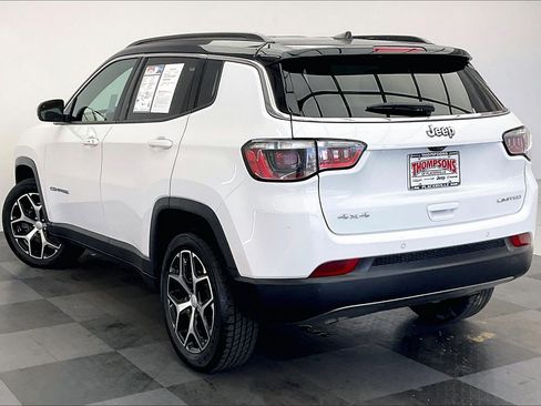 Used 2024 Jeep Compass Limited AWD/4WD image 10