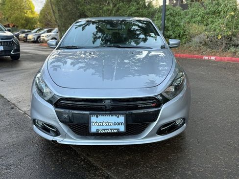Used 2015 Dodge Dart SXT image 2
