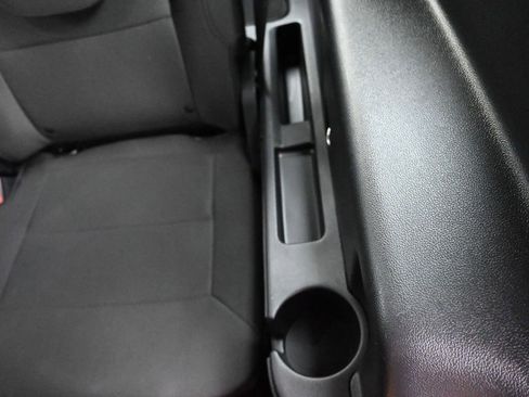 Certified 2022 Ford Explorer XLT image 31