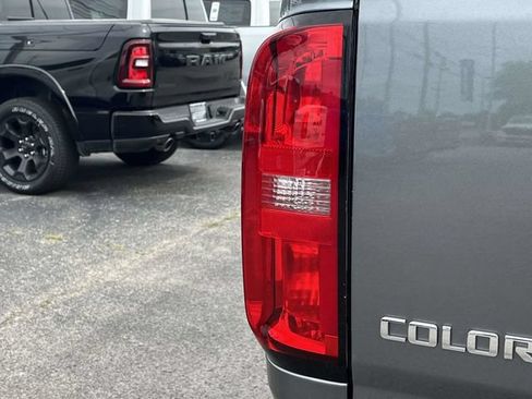 Used 2019 Chevrolet Colorado ZR2 w/ Colorado ZR2 Bison Edition AWD/4WD image 10