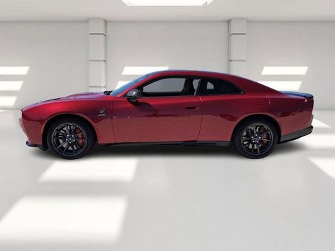 Used 2024 Dodge Charger Daytona Scat Pack w/ Plus Group AWD/4WD image 2