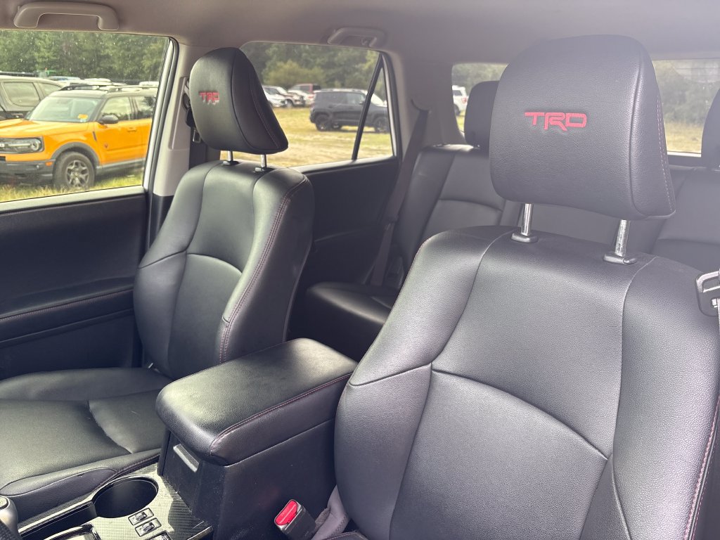 Used 2019 Toyota 4Runner TRD Off-Road Premium AWD/4WD image 10
