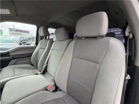 Used 2018 Ford F150 XL w/ Equipment Group 101A Mid RWD image 19