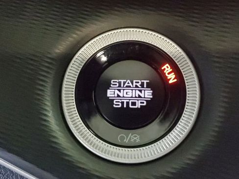 Used 2025 Jeep Grand Cherokee L Altitude image 29