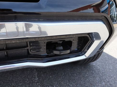 New 2025 Chevrolet Tahoe 4WD image 6
