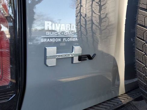 New 2026 GMC Hummer EV SUV image 8