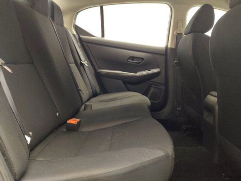 Used 2024 Nissan Sentra S FWD image 19