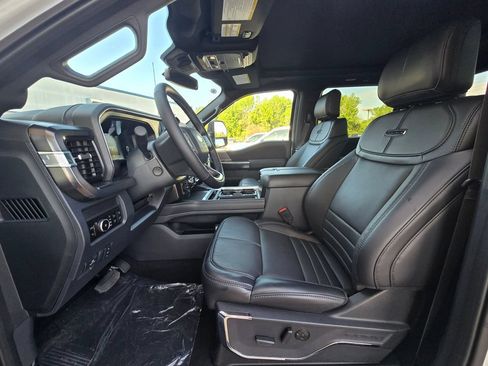 New 2026 Ford F250 Platinum AWD/4WD image 23