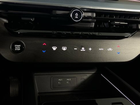 Used 2025 Nissan Murano Platinum w/ Cargo Package image 20