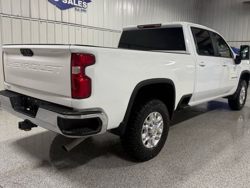 Used 2023 Chevrolet Silverado 2500 LT w/ Convenience Package image 6