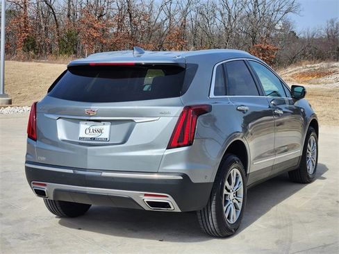 Used 2023 Cadillac XT5 Premium Luxury w/ Technology Package image 6