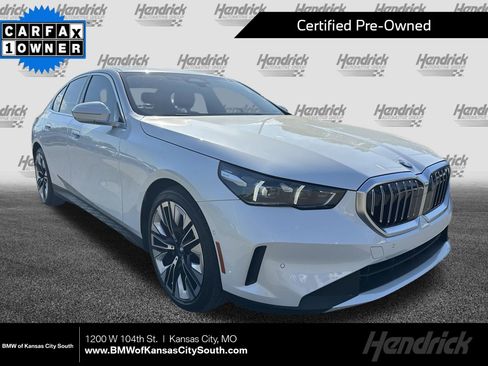 Certified 2024 BMW 530i xDrive w/ Premium Package AWD/4WD image 1