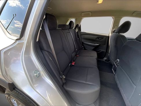 Used 2024 Nissan Rogue S AWD/4WD image 25
