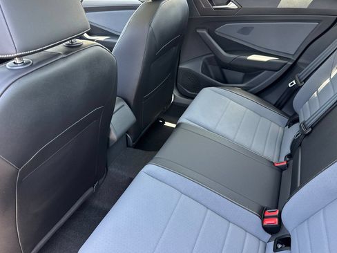New 2026 Volkswagen Jetta SE FWD image 10