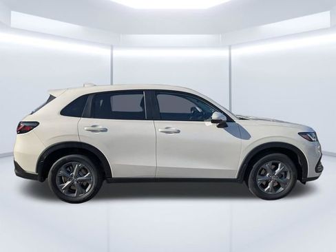 New 2026 Honda HR-V LX image 3