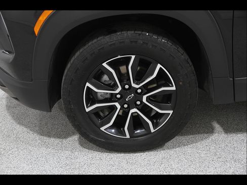 Used 2025 Chevrolet TrailBlazer ACTIV w/ Driver Confidence Package AWD/4WD image 22