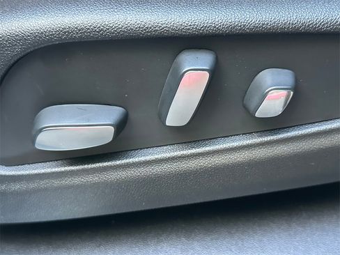 New 2025 Cadillac XT5 Premium Luxury w/ Technology Package image 22