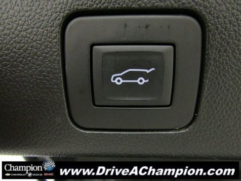 Used 2023 Buick Encore GX Essence w/ Experience Buick Package image 14