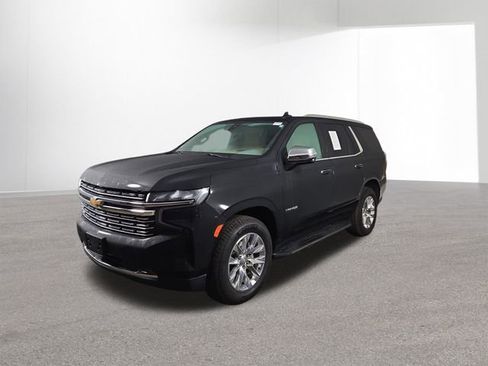 Used 2021 Chevrolet Tahoe Premier w/ Premium Package image 2