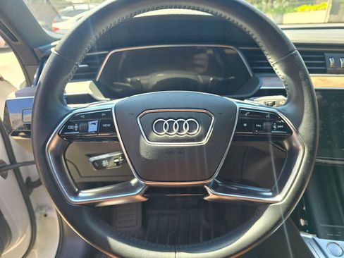 Used 2019 Audi e-tron Prestige AWD/4WD image 24
