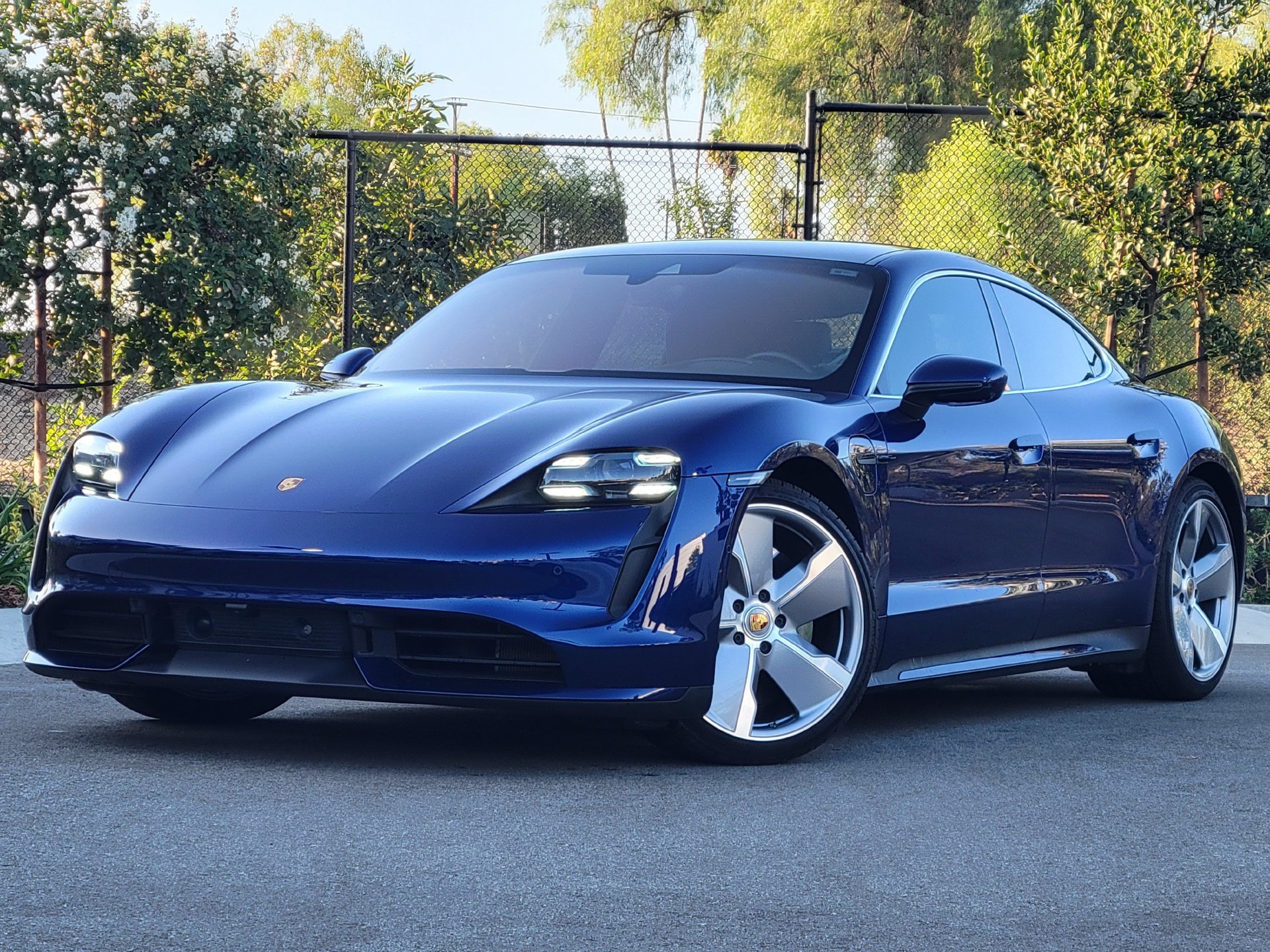Certified 2022 Porsche Taycan Turbo AWD/4WD image 1