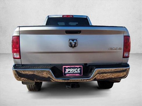 Used 2018 RAM 3500 Tradesman w/ Chrome Appearance Group image 7